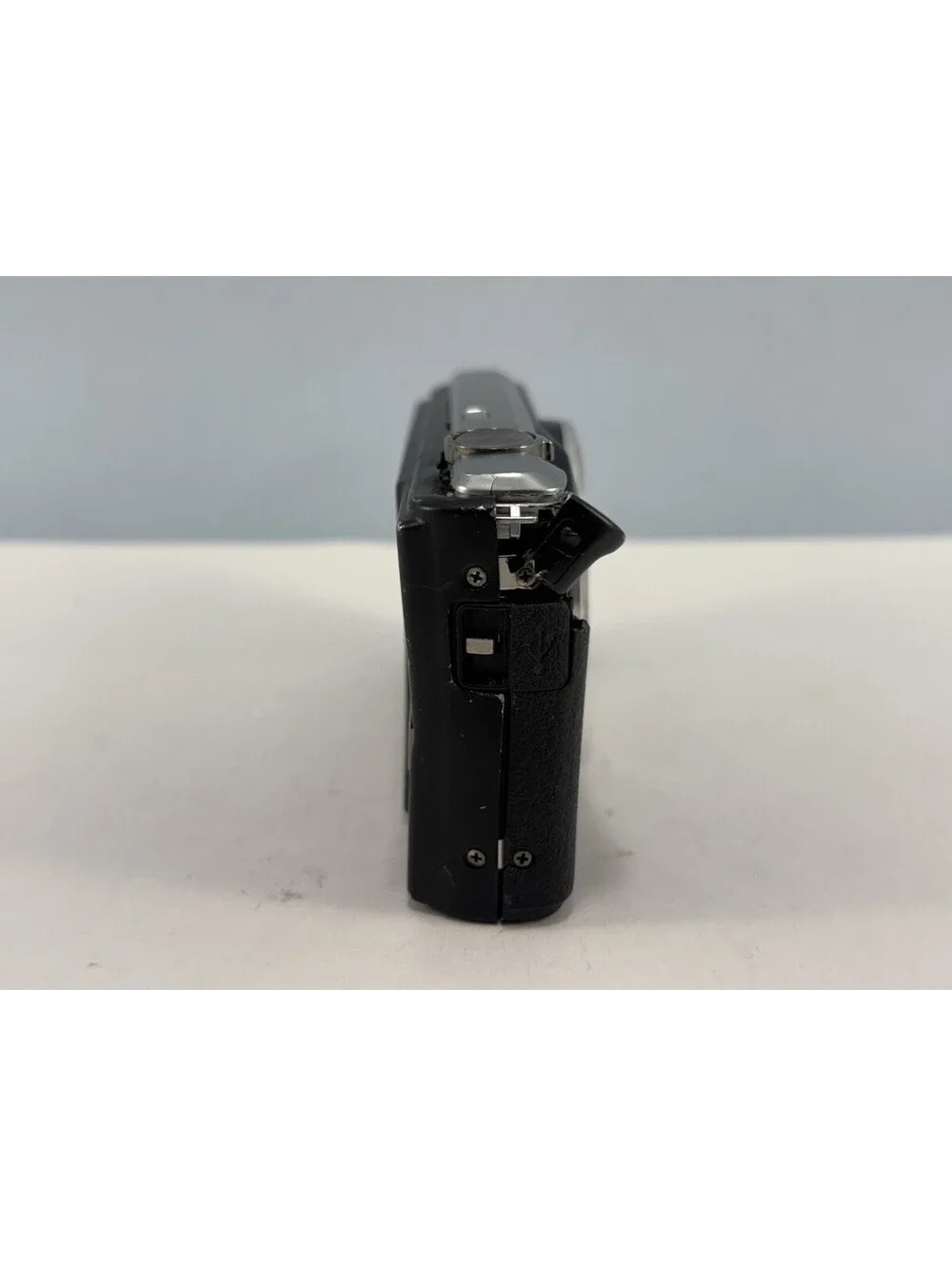 Medion MD 86824 16.0 MP Digital Camera Black - PARTS / REPAIR ONLY - See Photos
